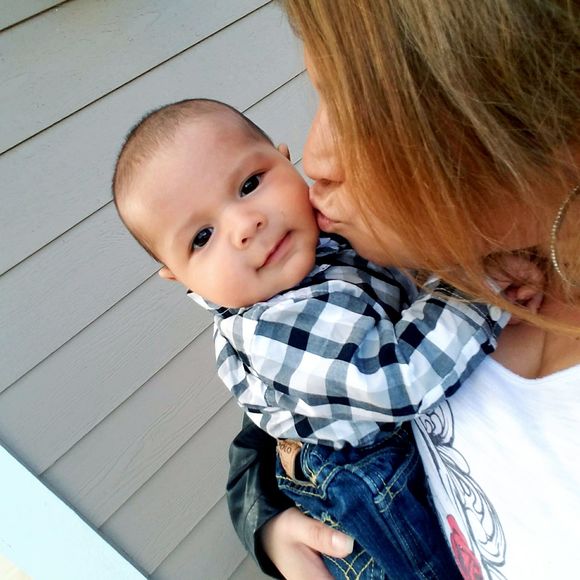 Meet your Posher, Cynthia - Picture 1 of 1